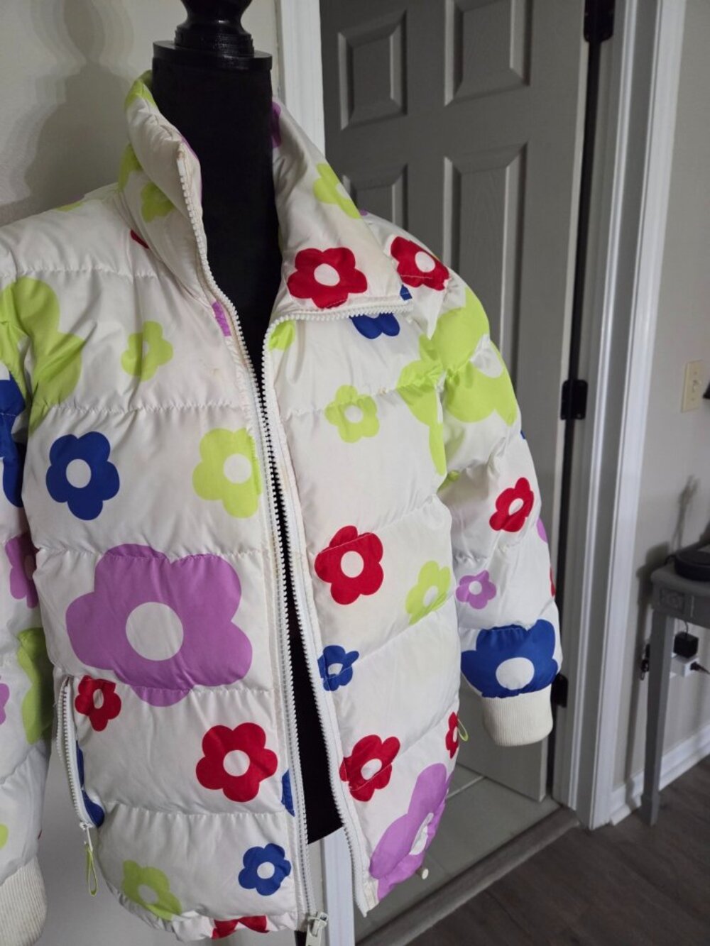 Wild Fable Floral Puffer Jacket – Size M